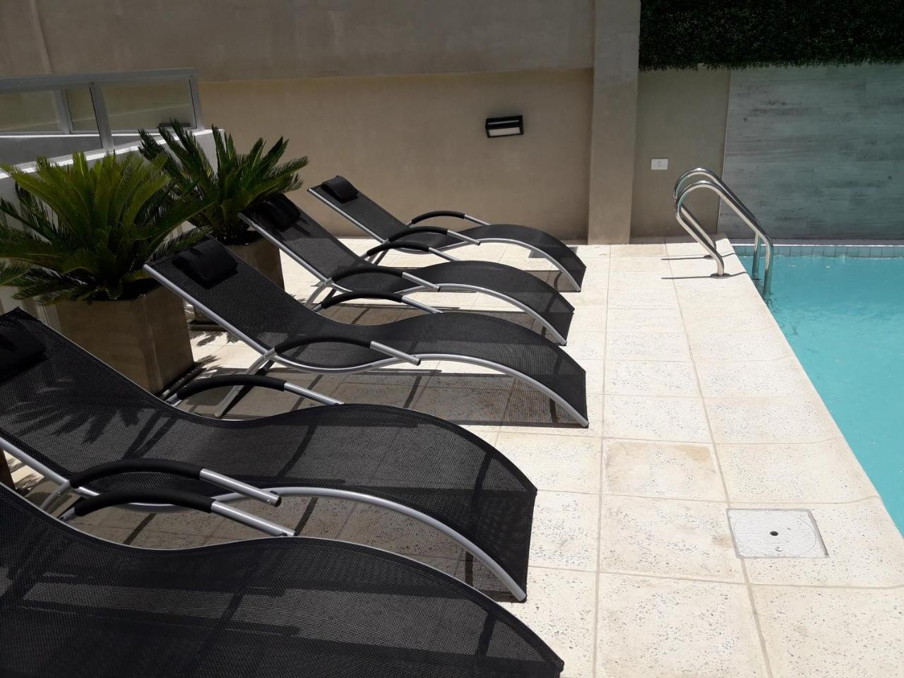 Centro De Asuncion Nuevo Apartamento, Comodo, Seguro, Piscina, Gimnasio Y Parking Exterior photo